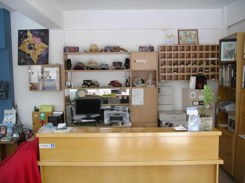 Renos Hotel Apts Πόλη Εξωτερικό φωτογραφία